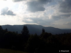 Le massif du Ballon de Servance depuis le Ballon d'Alsace, sous des effets de lumière